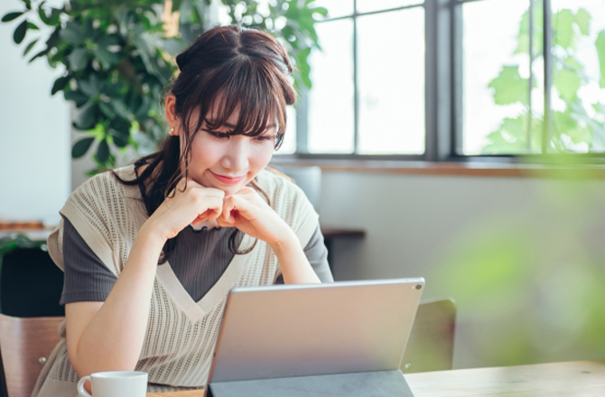 業務のマニュアルは全て動画でご用意